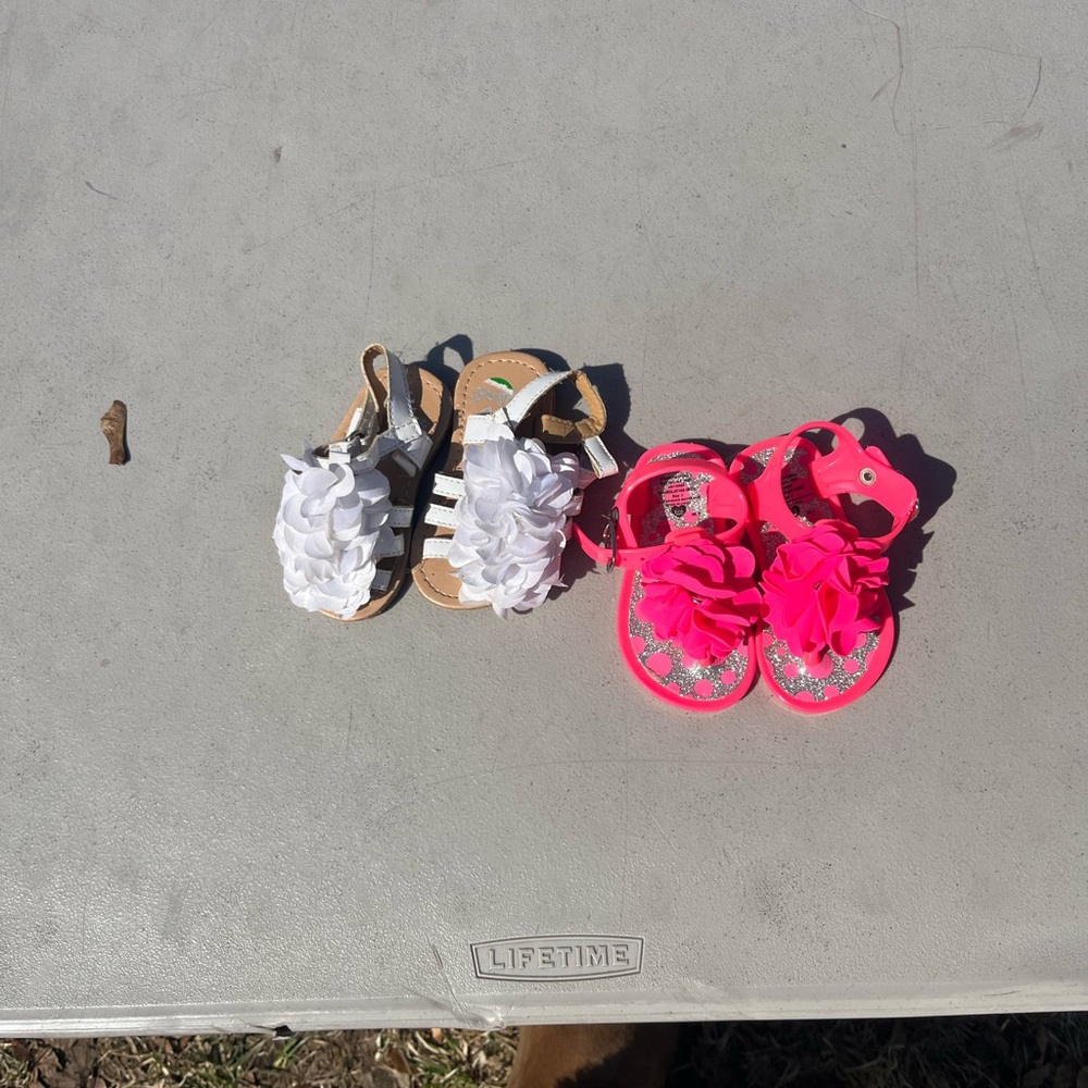 Girls Floral Strap Sandals - White & Hot Pink
